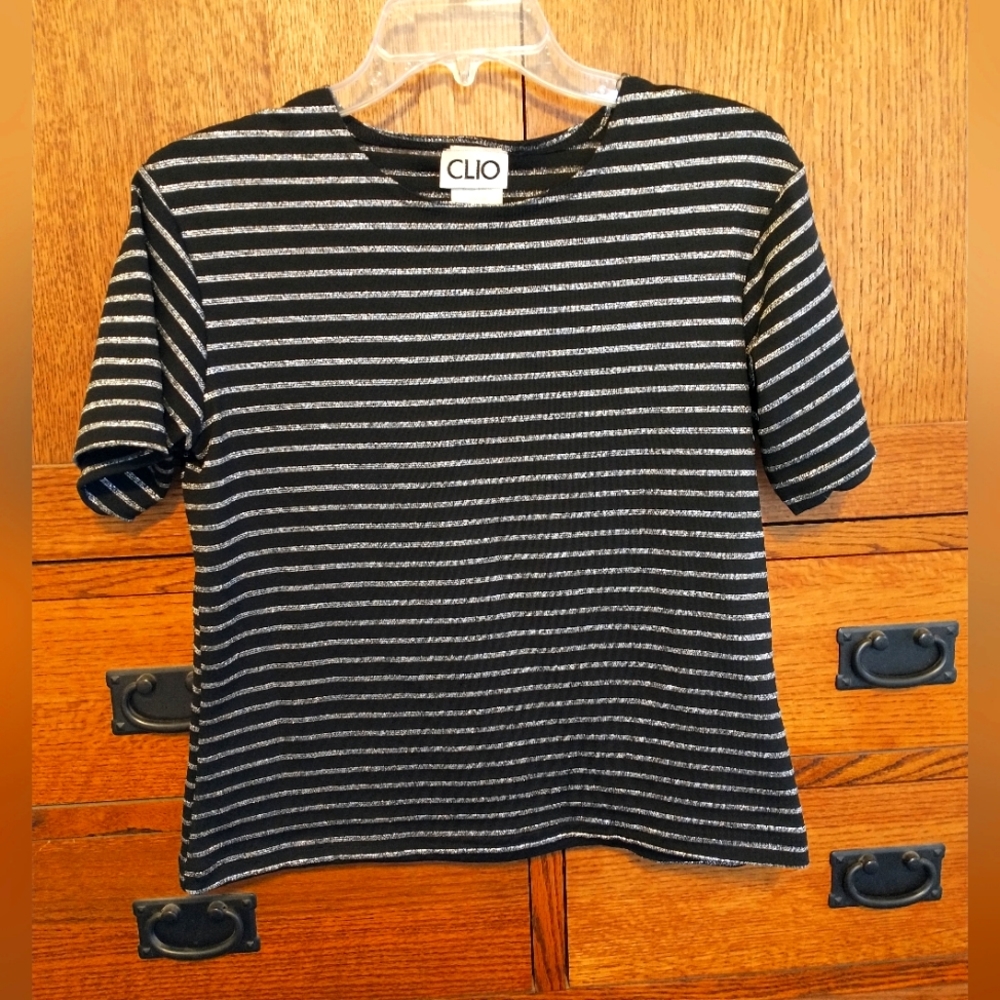 SHIRT - Classy & Elegant black short sleeve shirt with sparkling